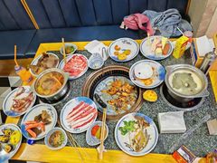 -锤头鲨毛肚海鲜烤肉自助餐厅(国购广场店)
