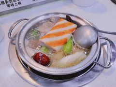 清汤锅底-咕叽咕叽自助烤肉小火锅(西城广场购物中心店)
