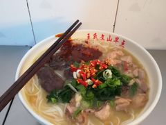 -文山荷鲜居(翠湖店)