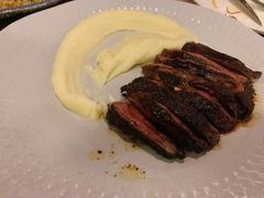 侧腹牛扒配土豆泥-LA MAISON公鸡和龙(蛇口店)