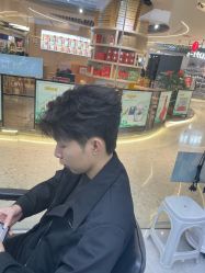 -M1山木造型国潮男士发型定制