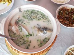-天乐农家鱼头王(天目湖店)