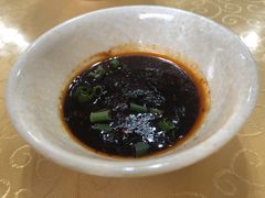 特色蘸碟-茅屋大酒店