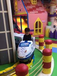 -宝贝渡口儿童游乐园(香炉礁山姆店)