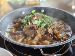 -大众跷脚牛肉馆·非遗传承单位(峨眉山店)