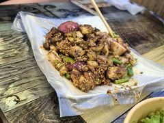-莫子山·云中食街