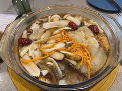 武定母鸡炖野生菌-半山腰·云南菜(侨福芳草地店)