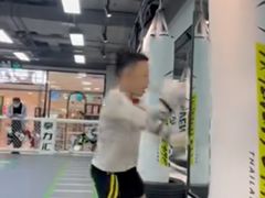 -拳力汇散打搏击泰拳俱乐部(绿地缤纷城店)