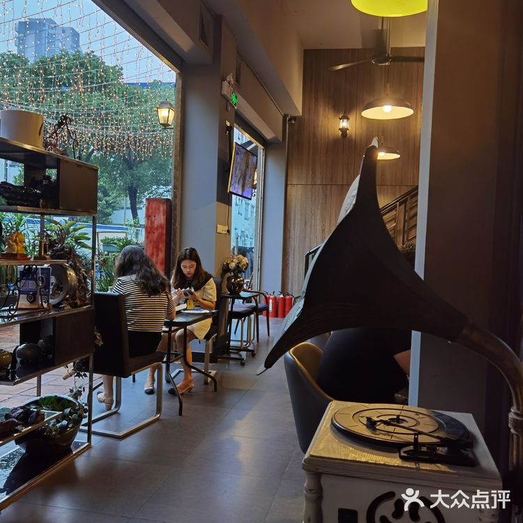 ✨小榄下沉式花园餐厅