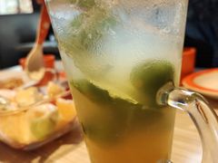 -必胜客(证大大拇指店)