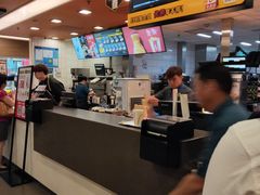 -麦当劳(中山公园龙之梦店)