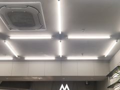 -M Stand(西安大悦城店)