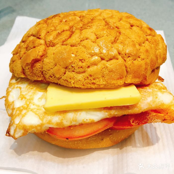 华嫂冰室-招牌菠萝油-菜-招牌菠萝油图片-香港美食-大众点评网