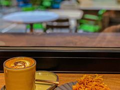 -潮一不贰·法式甜品·生日蛋糕·西式简餐(外滩店)