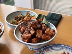 -包整·丝娃娃(一览甲秀楼风景店)