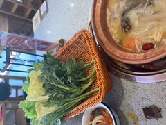 -阿婆情腊排骨火锅(金虹路店)