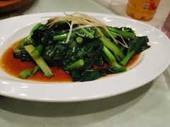 -鑫巴蜀小镇 · 水煮鱼专研店(玉桥店)