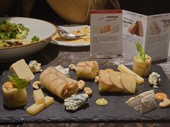 -LESCEDARS Brasserie Bistro香柏树