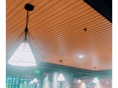 -肥肥虾庄·金牌油焖大虾(杨园滨江时代walk店)