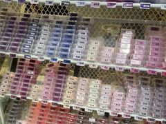 -垚火玩泥吧手作集合店·拼豆·陶艺