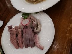 -侬佳蒸菜馆(听潮店)
