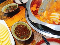 -聚黔堂凯里酸汤鱼美食店
