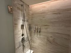 -深圳彭年万丽酒店