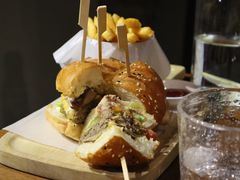 鹅肝牛肉芝士汉堡-G+KITCHEN(龙湖狮山天街店)