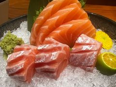 -俊屋料理·烧鸟·寿司·日泰融合菜(星际云汇店)