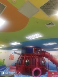-莫莉幻想儿童乐园(哈尔滨王府井店)