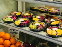 -果之满满鲜榨果汁(美罗城店)