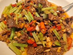 -湘当有饭剁椒鱼头(昆山招商花园城店)