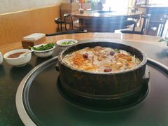 -南渝食府.墨脱石锅松茸鸡