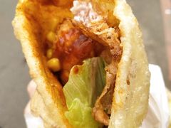 爆浆炸蛋-小红车炸蛋葱油饼