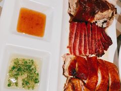 -新大咀港式茶餐厅(宝山万达店)