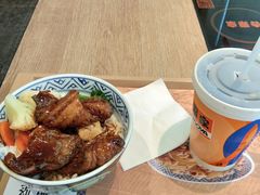 -吉野家(上地三街店)