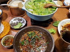 -老滇山寨•云南特色菜•地方菜•民族风情歌舞表演(金碧店)