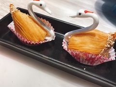 鲜果榴莲天鹅酥-陶陶居酒家(海岸城店)