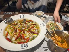 -渔语鱼新川菜Bistro(万象天地店)