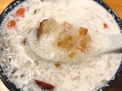 椰奶红枣桃胶雪燕-侨乡