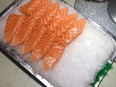 三文鱼生-新享乐海鲜(翠华路店)