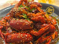 -肥肥虾庄·金牌油焖大虾(汉口城市广场店)