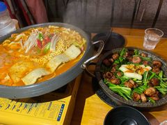 首尔一品肥肠-首尔大排档