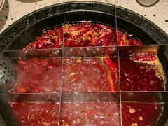 -红九格老火锅(三峡广场店)