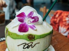 -Chom Cafe and Restaurant