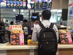 -麦当劳(国际大厦店)
