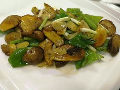 -鲁班小馆(政四街店)