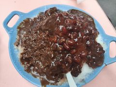 红豆巧克力酸磨糕-王中王刨冰