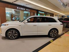 -理想汽车(世纪汇店)