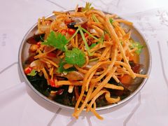馓子拌皮蛋-巴厘龙虾·榜首油焖大虾(旗舰店·万松园)